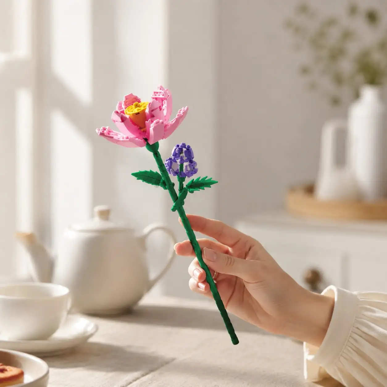 Set of 12 Colorful Building Block Flower Branches, Suitable for Combination and Matching |   Christmas Gifts, Thanksgiving Surprises, Birthday Presents. Creative DIY Models, Gifts for Friends, Boyfriends and Girlfriends, Valentine's Day Gifts, Mother's Day Gifts, Suitable for Birthdays, Halloween, Thanksgiving, Christmas. Handmade Diy, Creative Building Block Toys