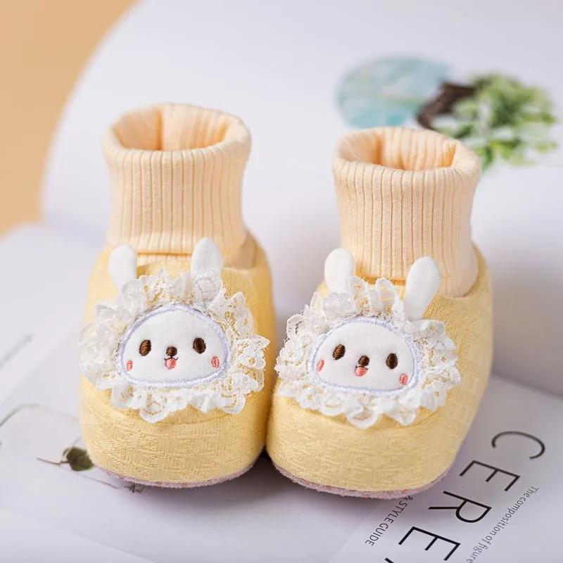 

Soft Sole Baby Sock Shoes Non Slip Learning Shoes for 0-1 Year Newborn Spring Autumn Cartoon Design