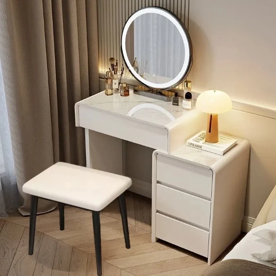 Meja Rias Modern - Meja Rias Krim Hemat Ruang dengan Cermin LED & Laci Terintegrasi (Meja Rias Apartemen Kecil