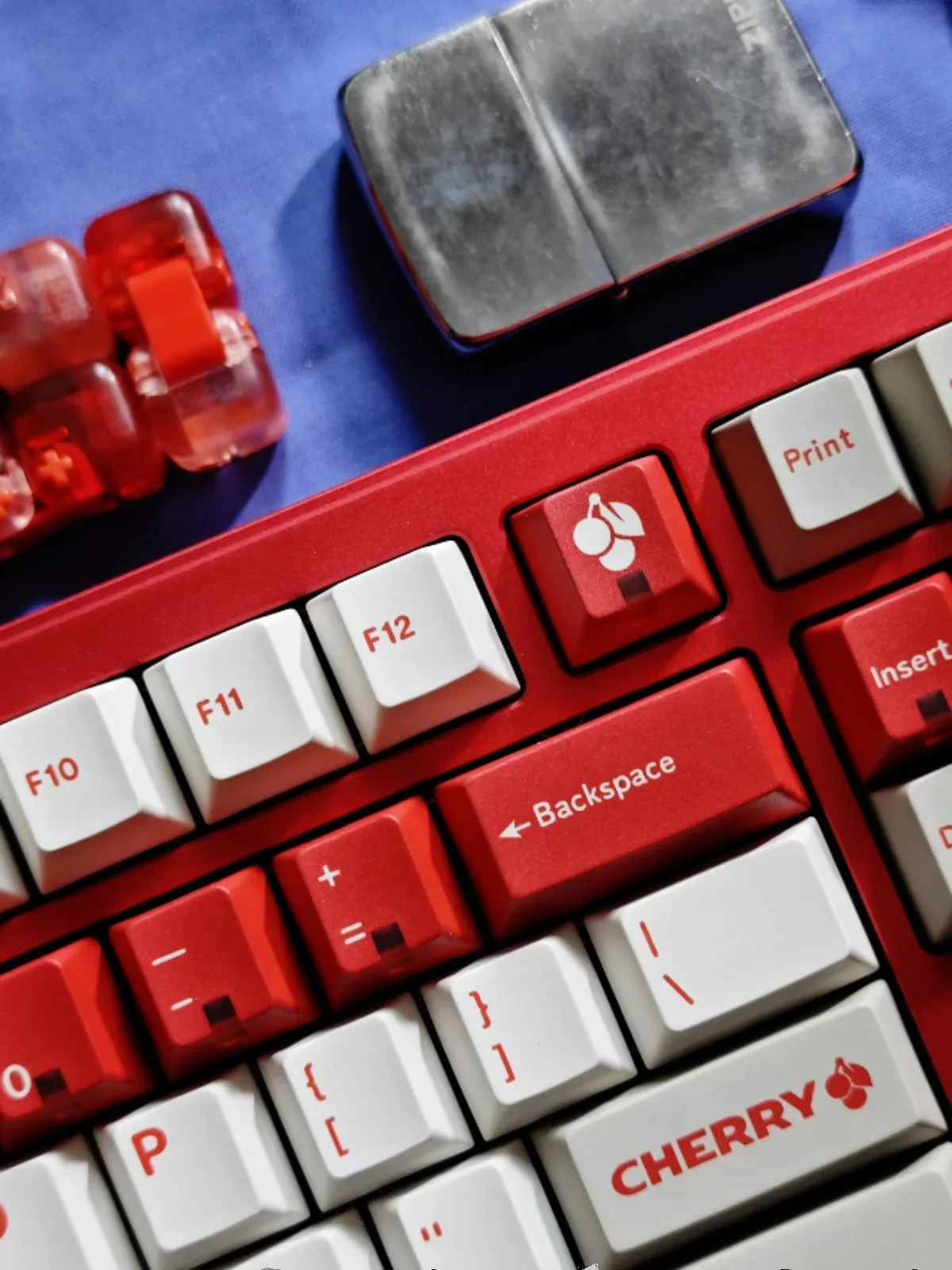 

Theme mechanical keyboard keycaps Original height PBT five-sided sublimation machine Customized full set kkb