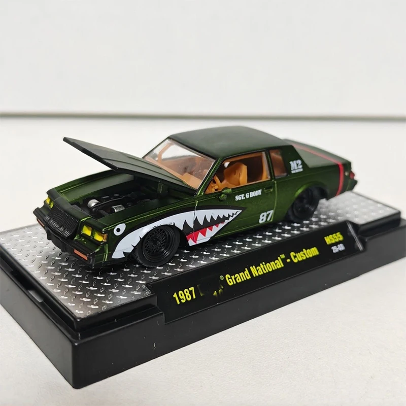 1:64M2 نموذج سيارة القرش الفم 1987 سبيكة سيارة نموذج جمع الحلي هدية الكبار