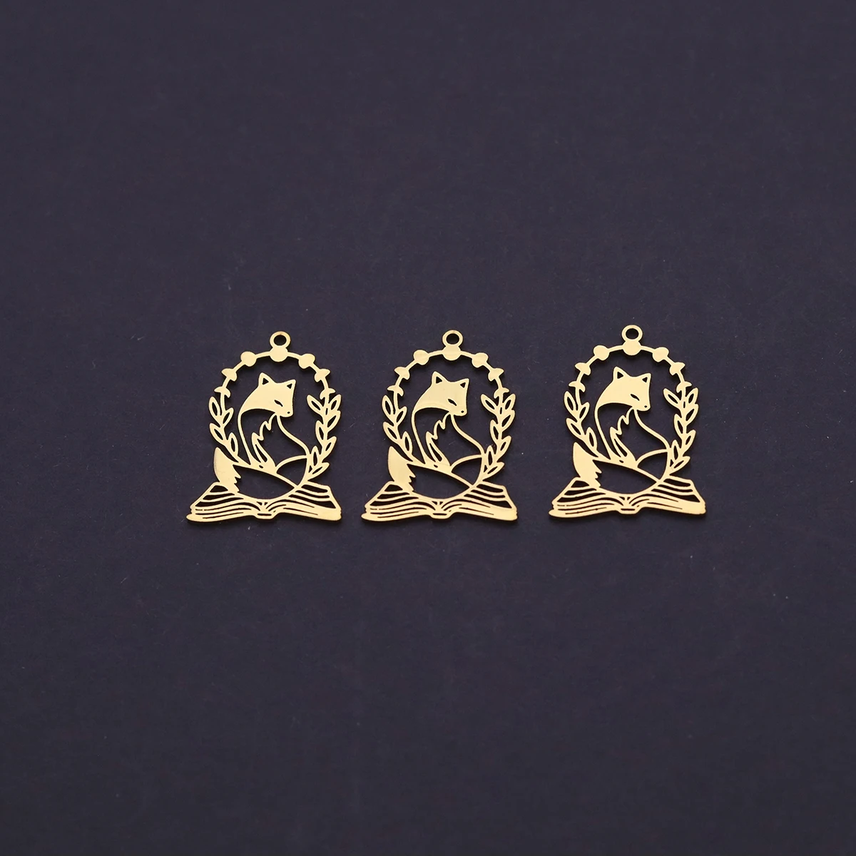 3 個ヴィンテージ中空リーフリースフォックスブックステンレス - Jewelry Making Books のレビューと価格