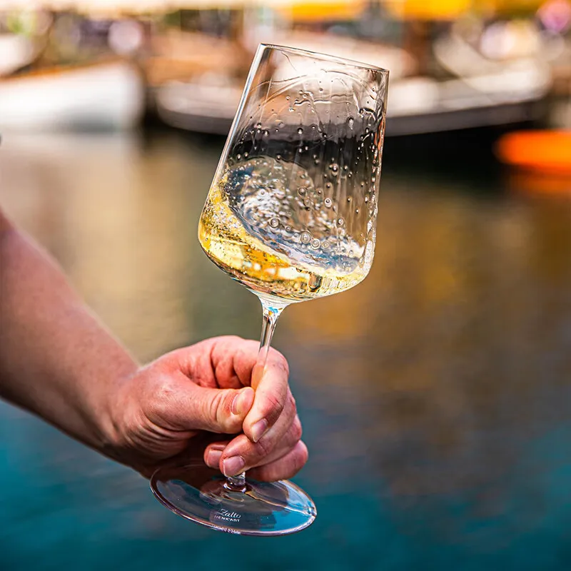 Luxury Crystal Wine Goblet 2