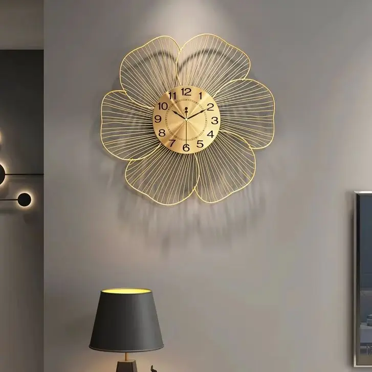 Clock, living room wall clock, light luxury new style, high-end artistic creativity, simple wall clock, gold home decoration