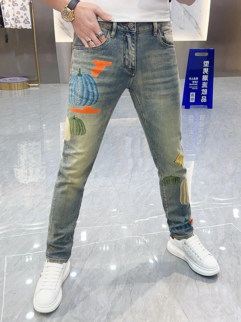 

Модные мужские джинсы с ретро-принтом тыквы, зауженные, длинные, весенняя новинка, молодежные, эластичные, водостойкие