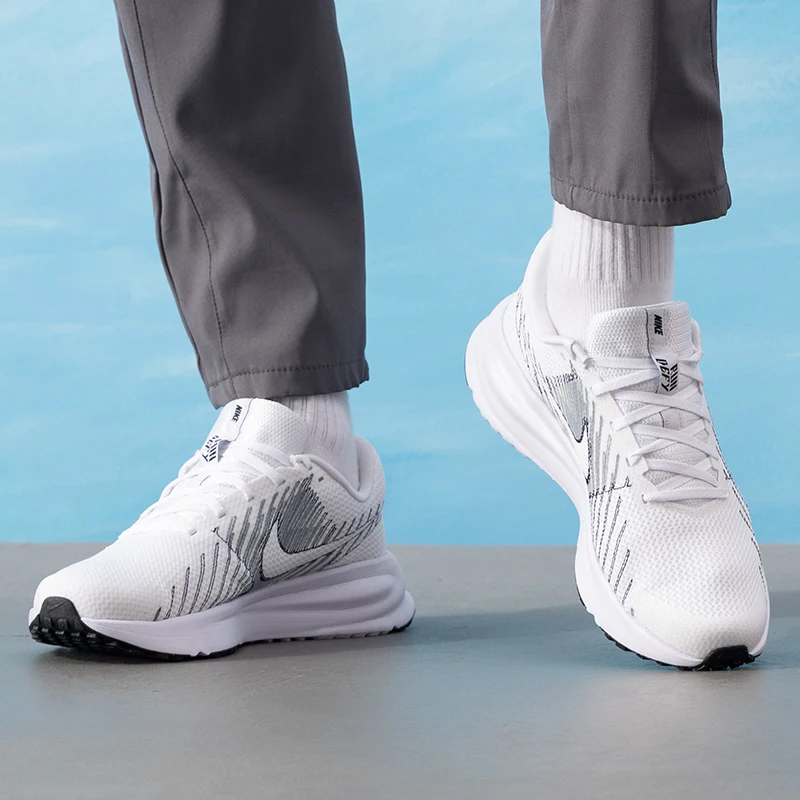 

Nike Run Defy Men's Sports Shoes, Low-Top Casual, Comfortable, Cushioning Road Running Shoes Hm9594-102