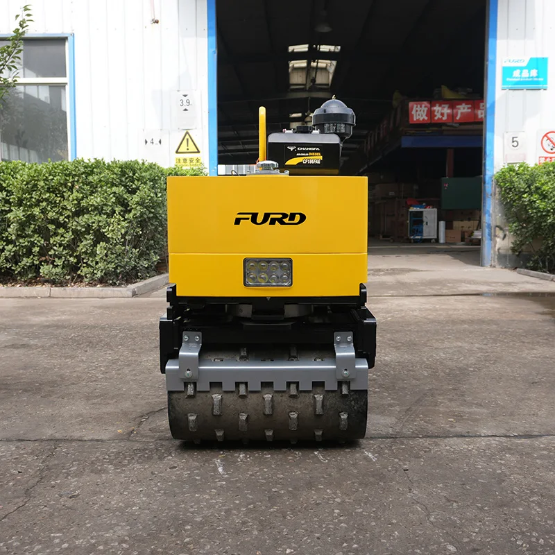 Rodillo vibratorio de doble tambor manual de 800 kg