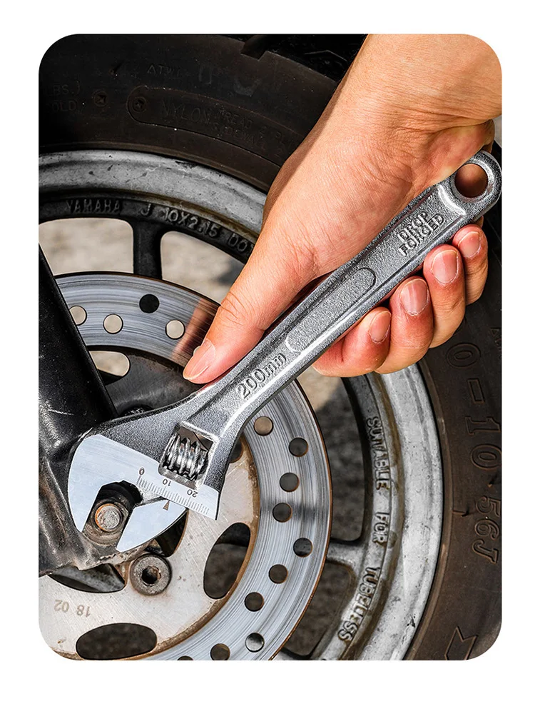 Adjustable Wrench Large Opening Long Handle Universal Spanner Auto Motorcycle Repair Hand Repair Tools
