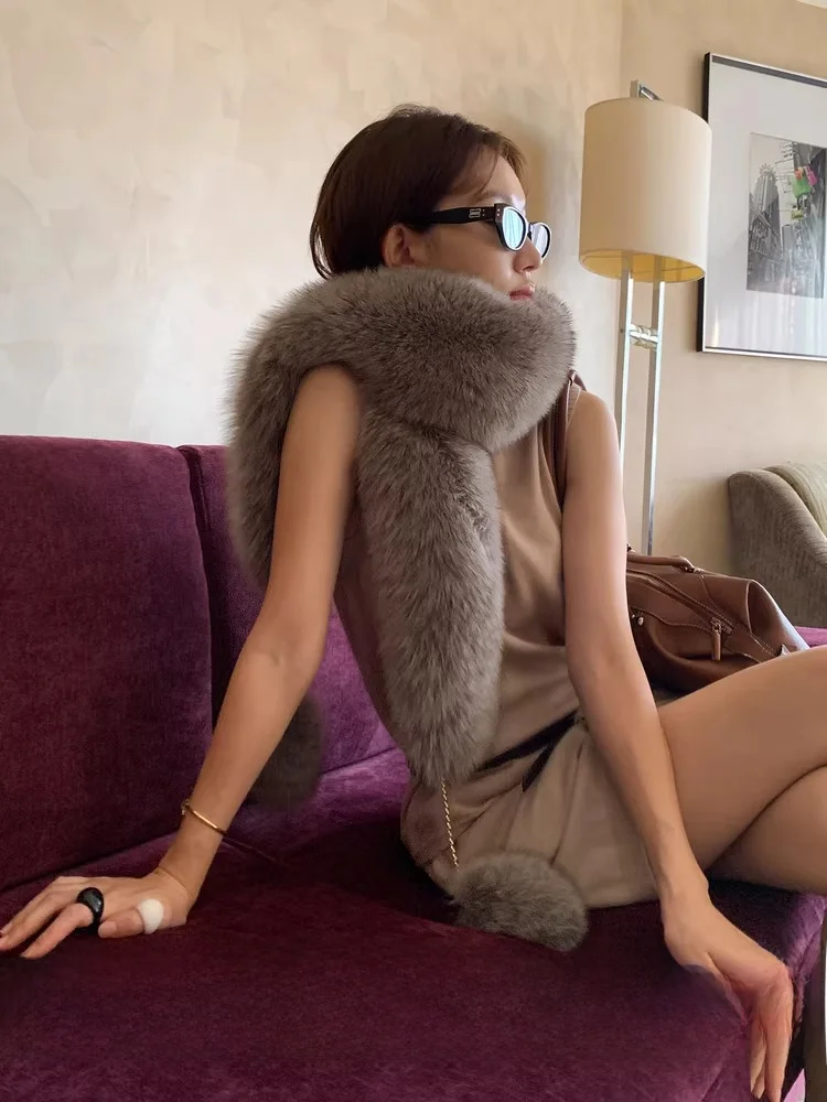 

Alnvow Fur awl Warmth And Elegance in One Accory Ideal for Women Perfect for Parties Outdoors And Daily Wear
