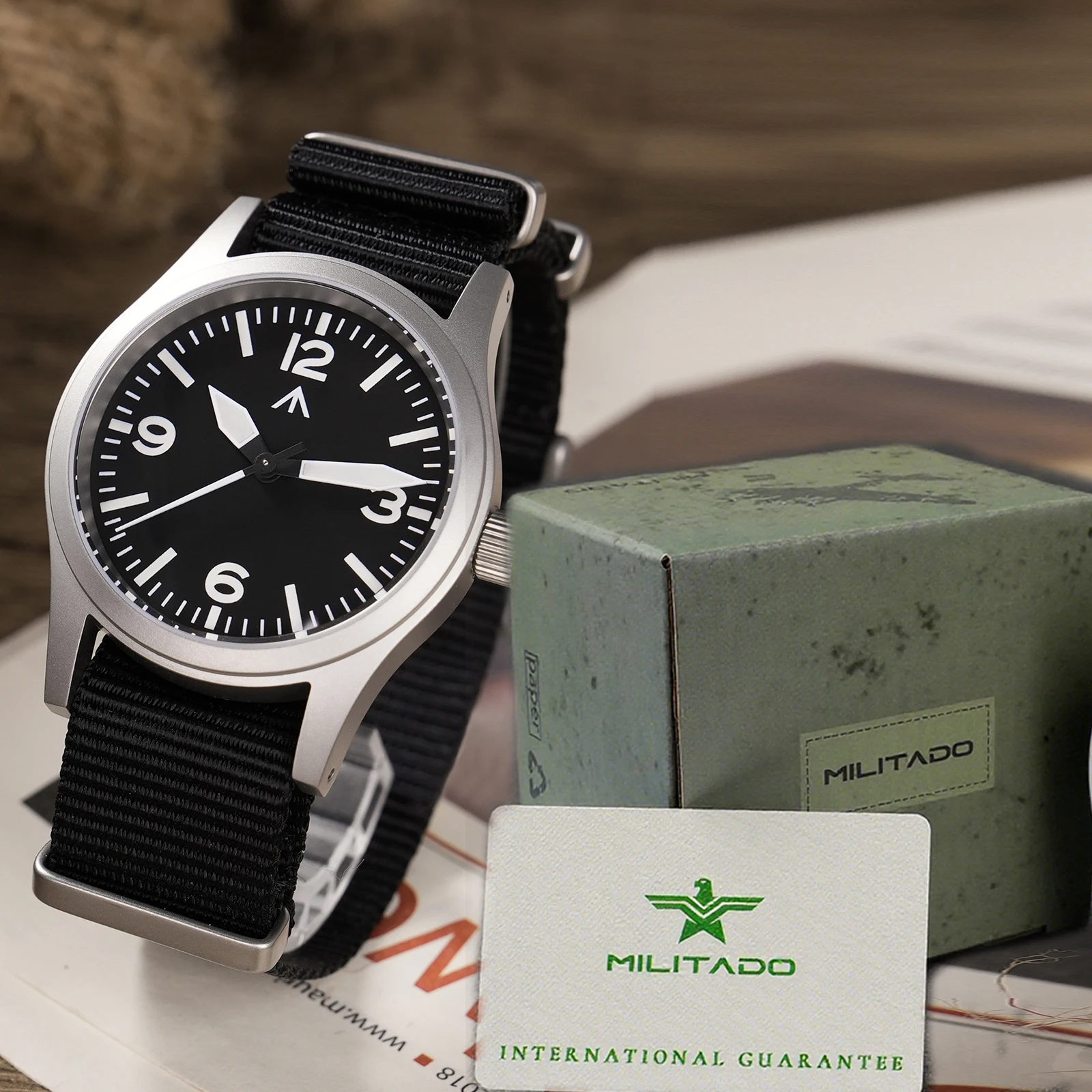 

Militado ML05 Кварцевые часы в форме меча со стрелками VH31 с широким механизмом Военные полевые часы Сапфировые водонепроницаемые светящиеся часы