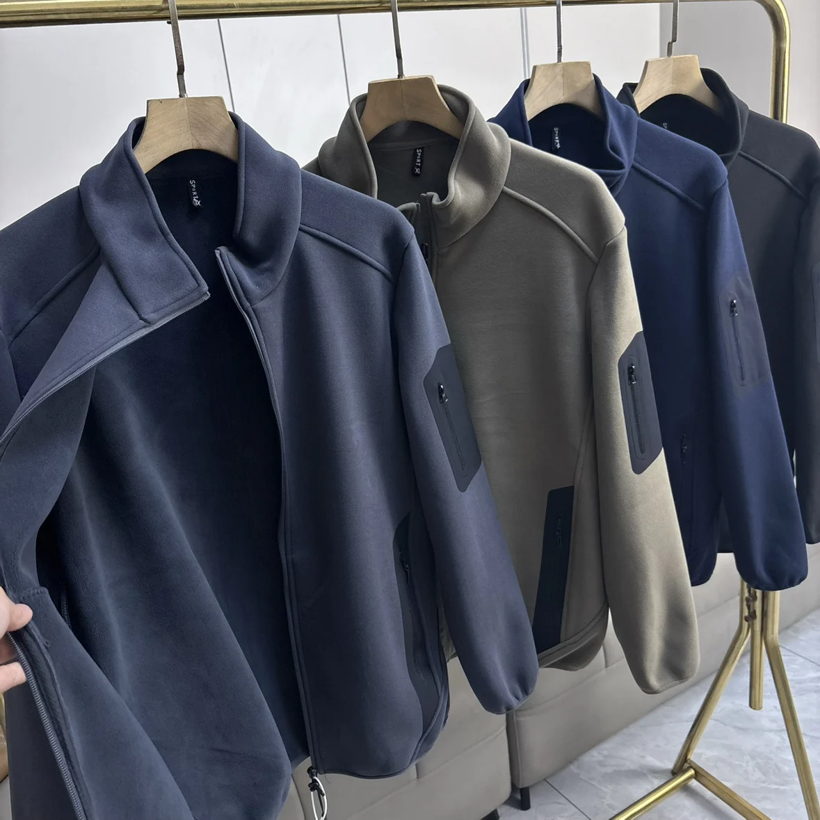 

Functionali Meets Sle: Men's Outdoor Warm Stand Collar Jaet Cosite Floing Outerwear for Autumn Winter