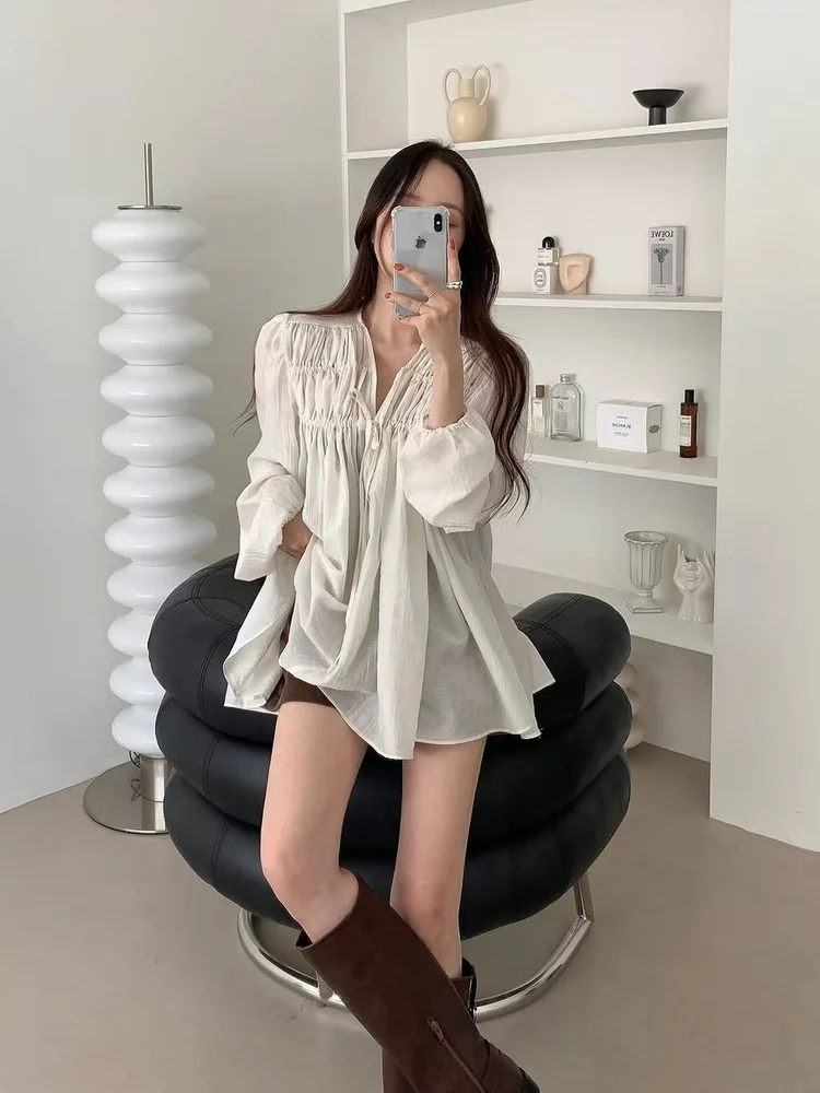 

Простая, универсальная, тонкая белая женская блузка с V-образным вырезом, завязками и рукавами-фонариками, дышащая, свободного кроя, для повседневной носки