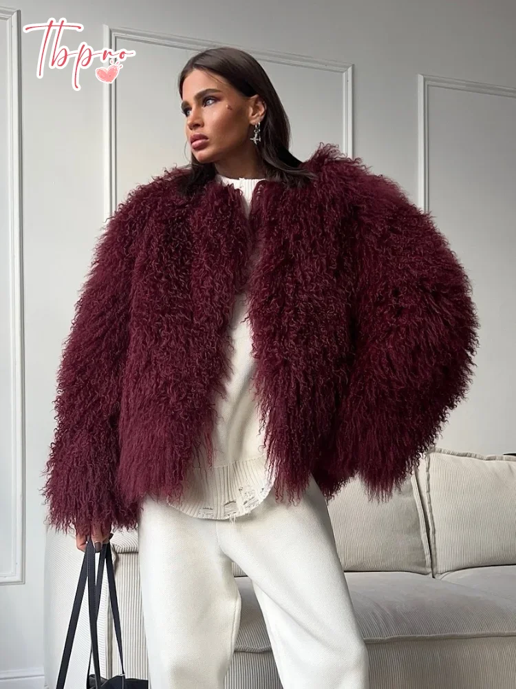 New Fashion Burgundy Oversized Fluffy Faux Fur Coat 2024 Chic Women O-neck Long Sleeved Warm Jacket Winter Lady Loose Streetwear