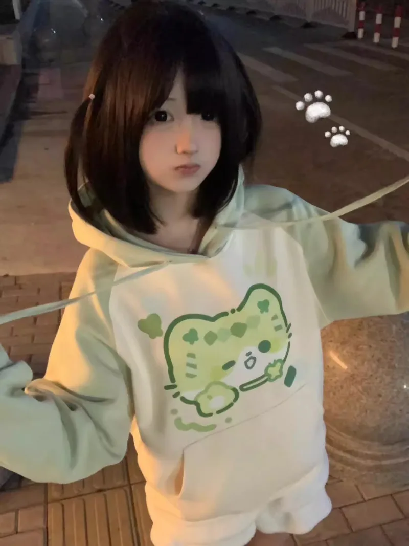 2025 New Japanese Original Spring and Autumn Butterfly Cat Print Long-sleeved Loose Top Hooded Sweater For Women