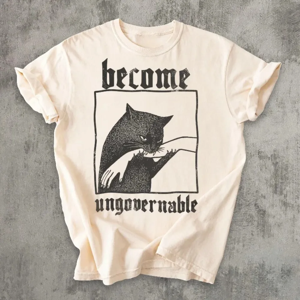 Become Ungovernable Funny Graphic Cat Biting Hand T-shirt Vintage Graphic Tee Silly Cats Shirt Humorous Design for Casual Attire