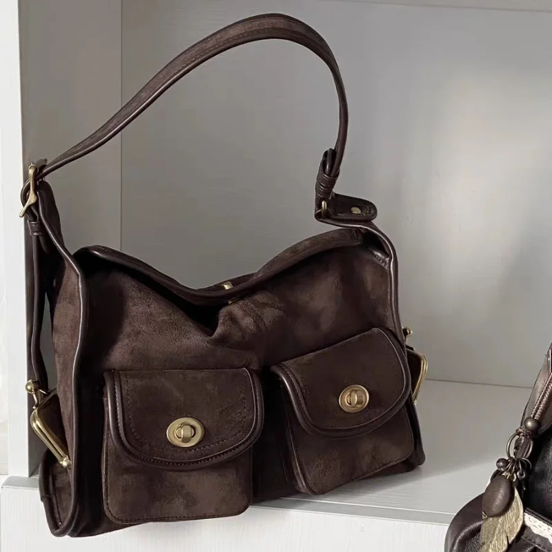 

Fashion Suede Tote Bag Retro Suede Multi-pocket Design Women's Underarm Bag Wide Shoulder Strap Bag Lock Design Bag Shoulder Bag