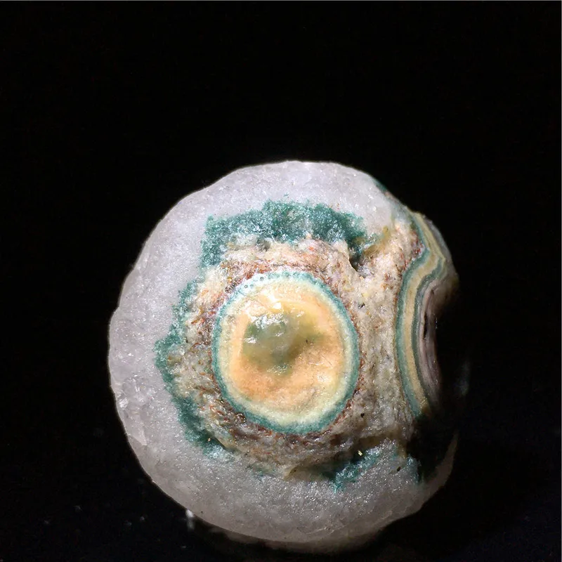 Beautiful Energy Stone Natural charms Alashan Gobi Agate Eye Agate & Rough Stone Boutique Mongolia Original Colors and Shape