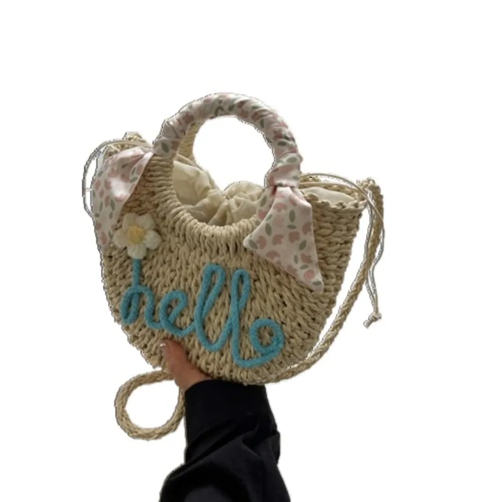 

Handmade Sweet Beach Straw Bag Moon Shaped Flower Braided Underarm Bag Tote Elegant Handbag Travel
