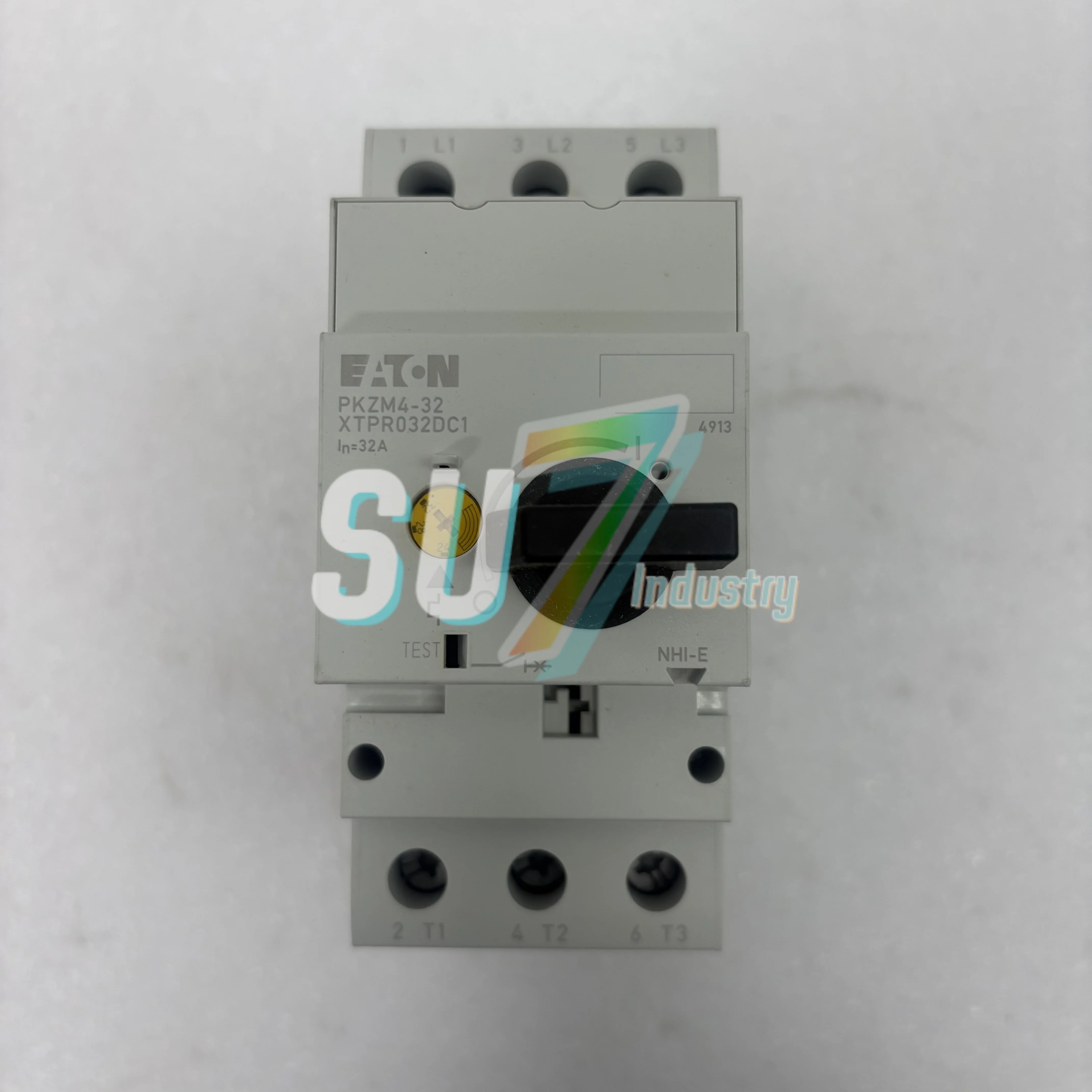 PKZM4-32   New In box    circuit breaker