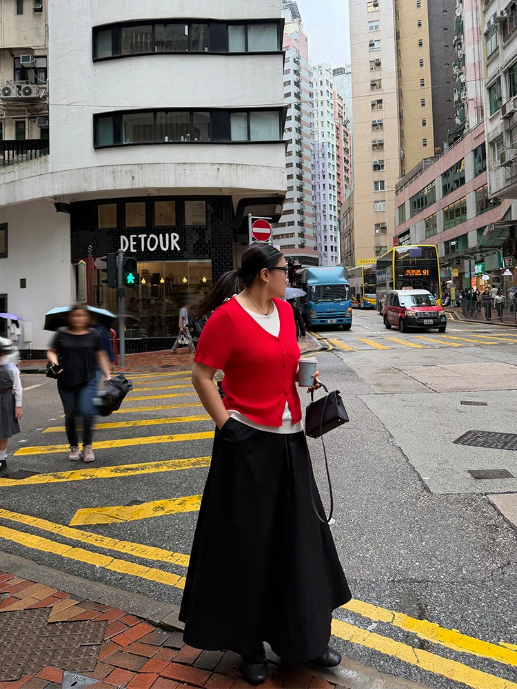 

Женский трикотажный топ большого размера с эффектом двухслойности, эластичный, с контрастными цветами, привлекающий внимание, весна-лето