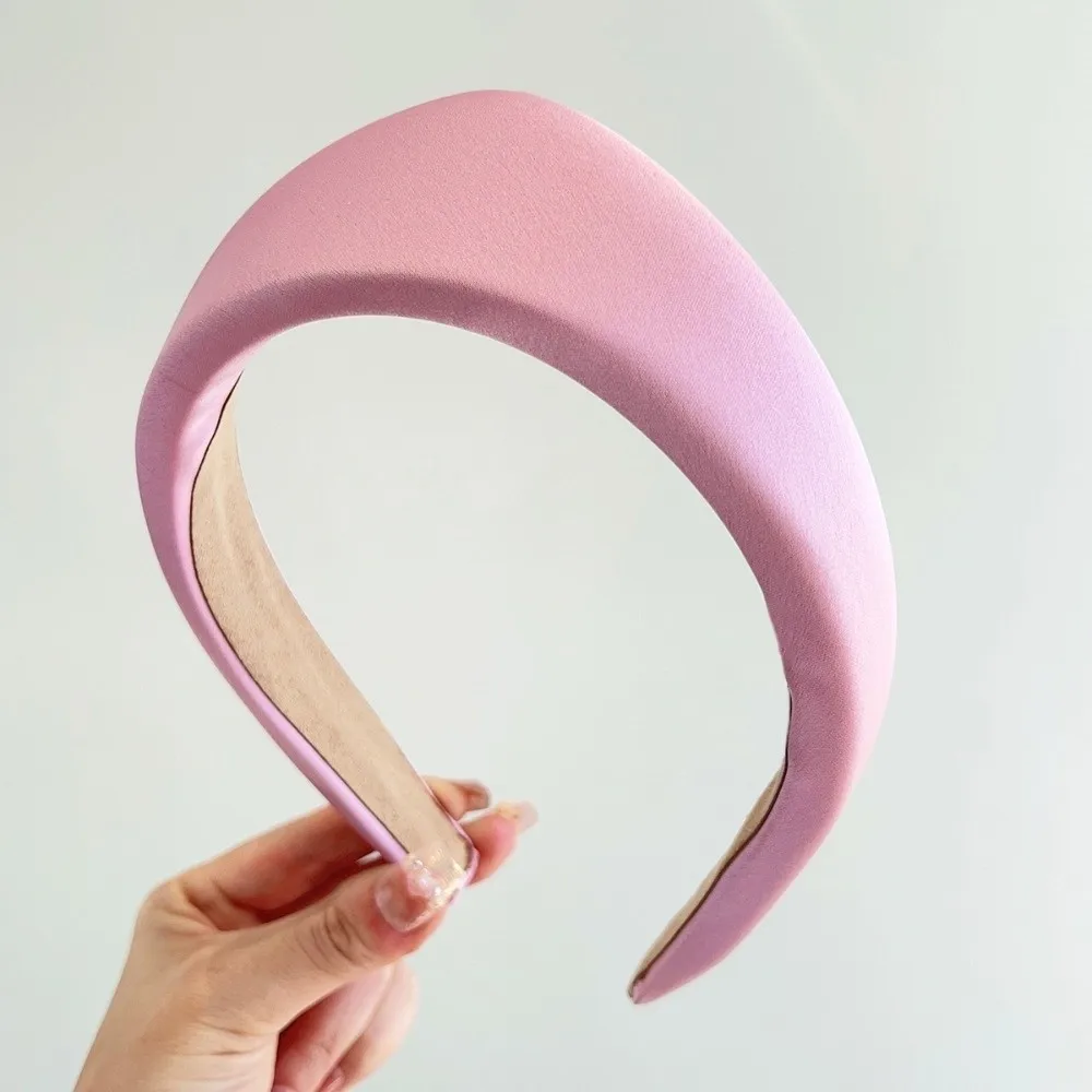 Retro Simple Fabric Women Hairband Elegant Crown Triangle Wide Edge Headband Classic Solid Color Anti Slip Hair Hoop Daily Use