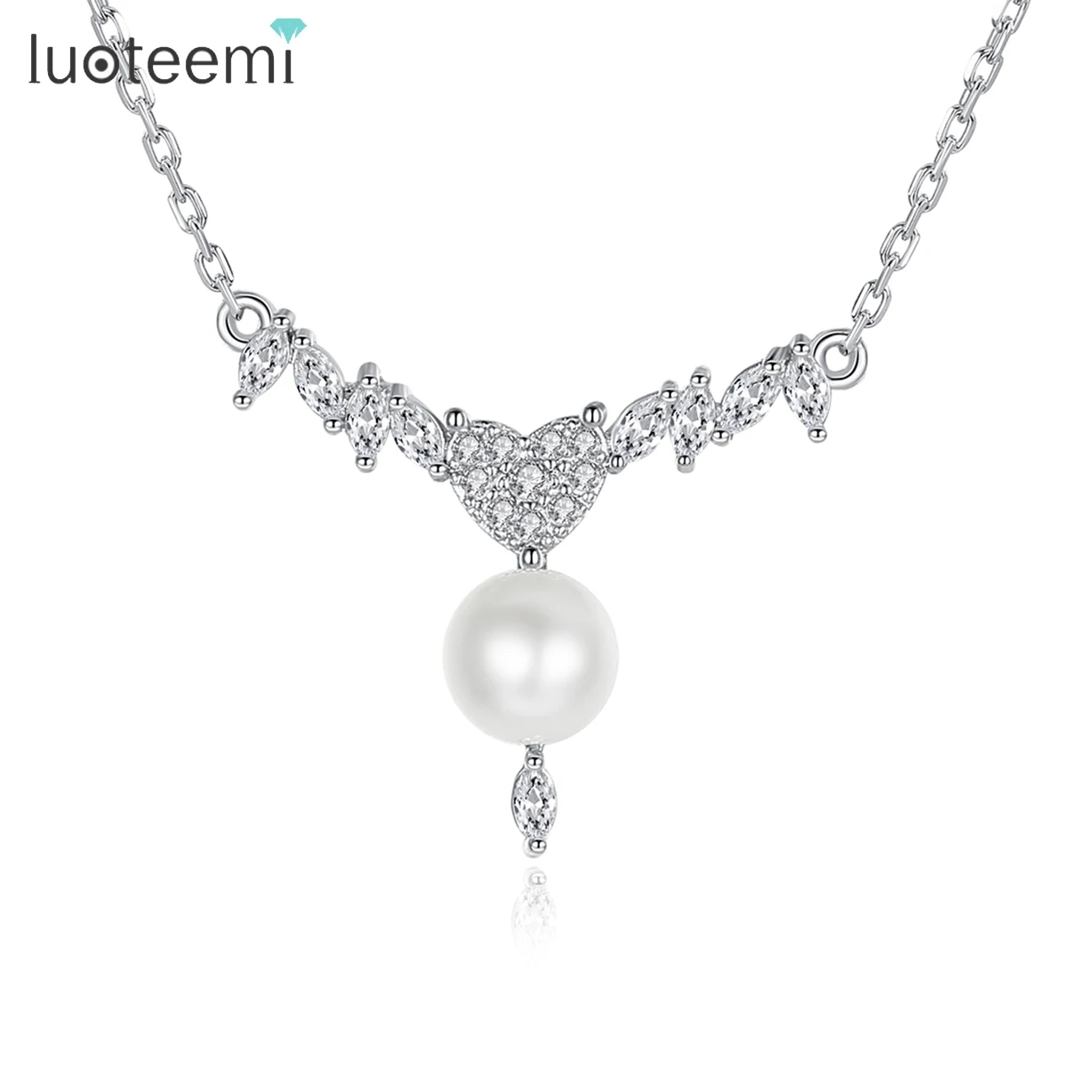 LUOTEEMI-collar con colgante de diseño de marca para mujer, gargantilla de perlas de imitación exquisitas, CZ de lujo para citas de boda, regalo de Navidad