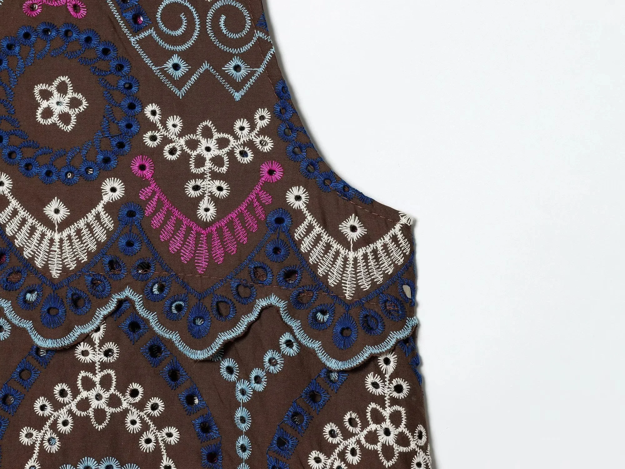 KONDALA Vintage Damen Urlaubs-Blumenanzug Stickerei Ausgehöhltes Ärmelloses Oberteil Langer Reißverschluss-Rock Mode 2026 Sommer Boho Sets – Detail 8