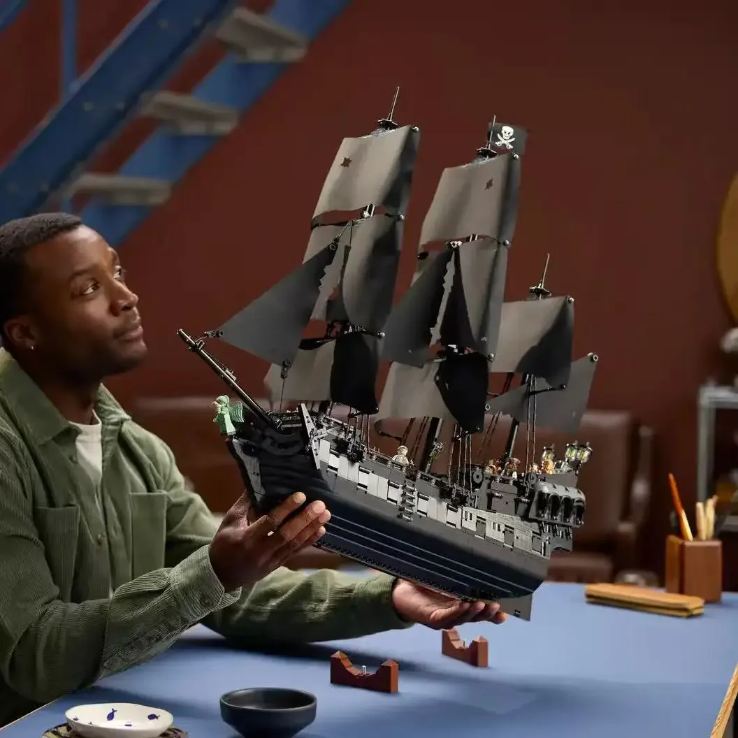 

Новый набор моделей парусных судов «Пираты Карибского моря» 10365, рождественский подарок, подарок на день рождения