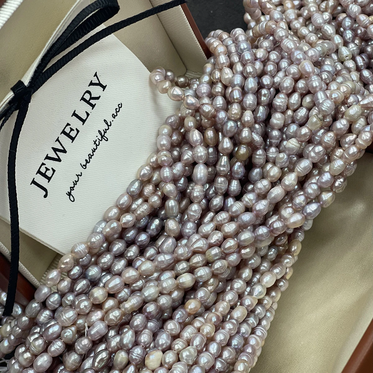 

4-5mm Natural Freshwater Pearl Light Purple Rice Wholesale Isolate Bead Jewelry Make DIY Necklace Bracelet Accessories Women