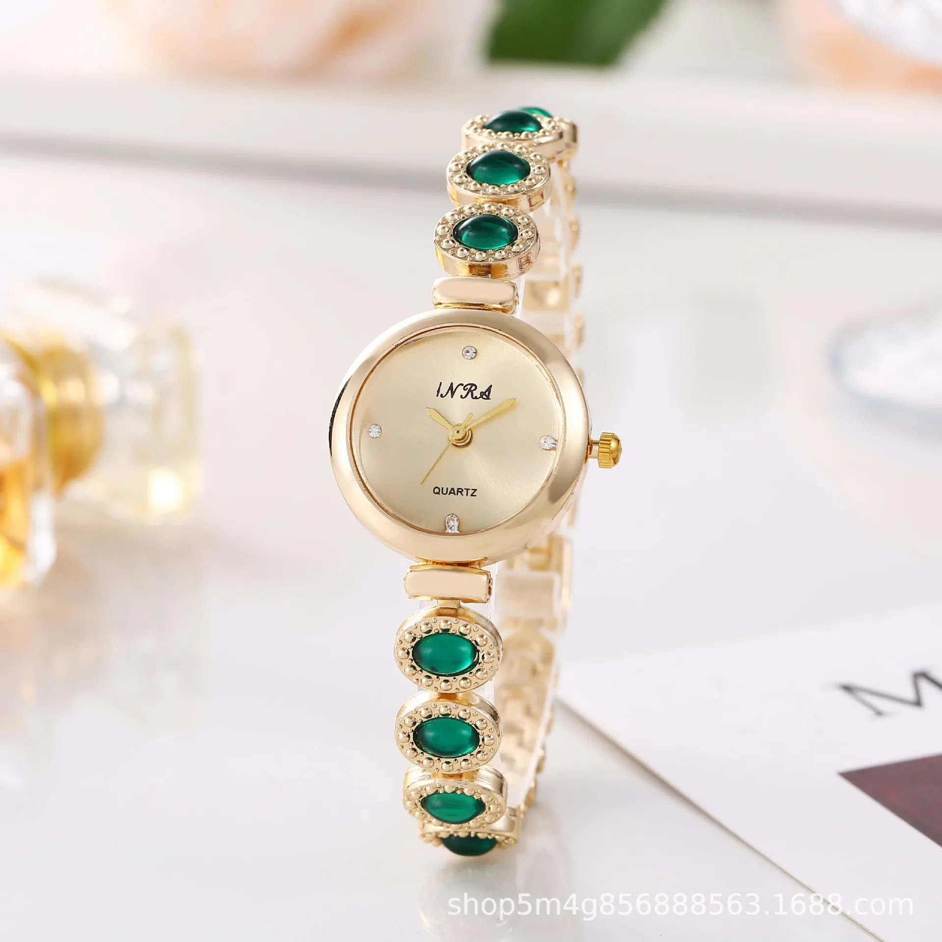 Premium - Small dial bracelet watch with antique gold dial for women -6913 waterdrop