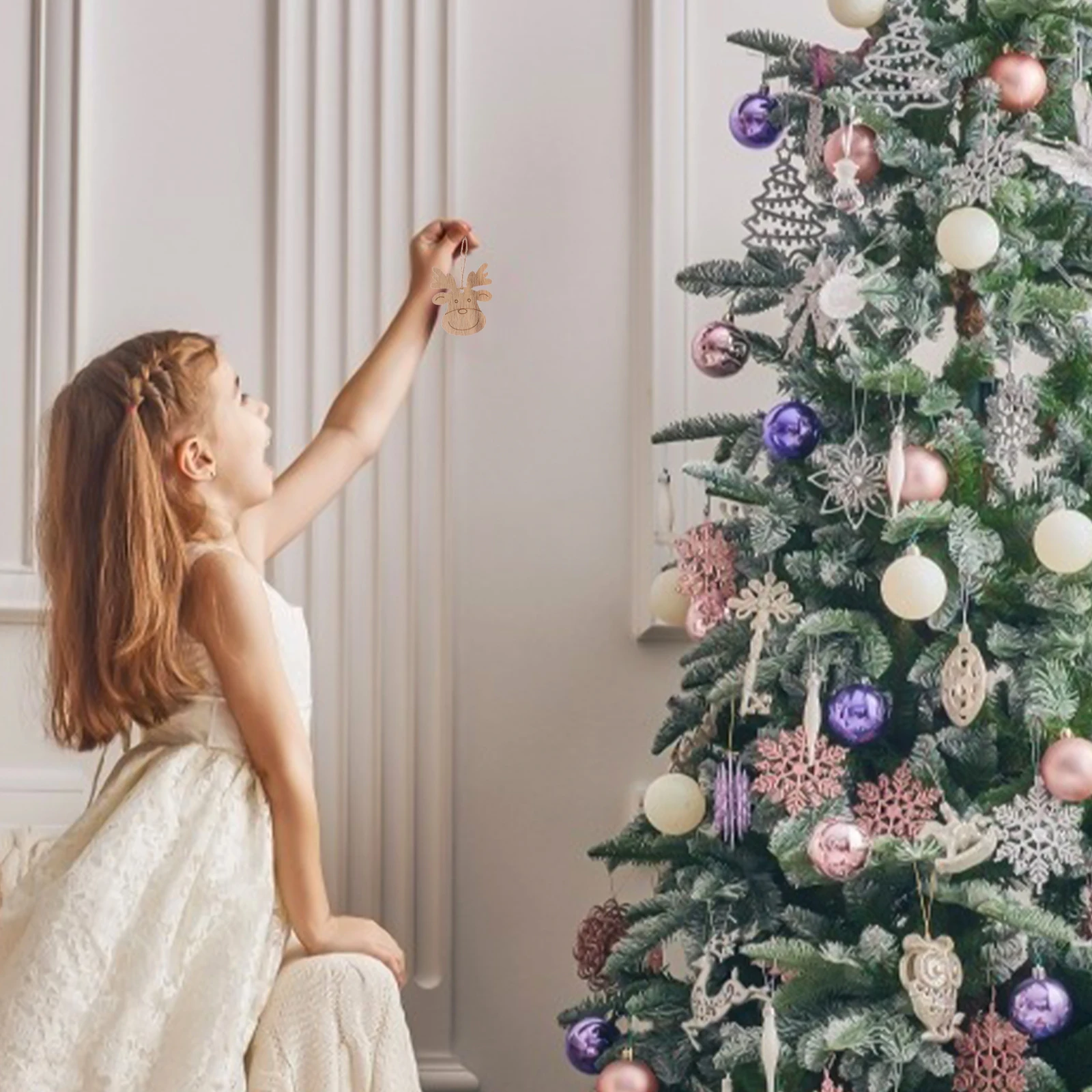 

20Pcs Unfinished Wooden Cutouts Deer Graffiti Wood Piece Wall Hanging Pendant Educational Crafts Elk Wood Chips