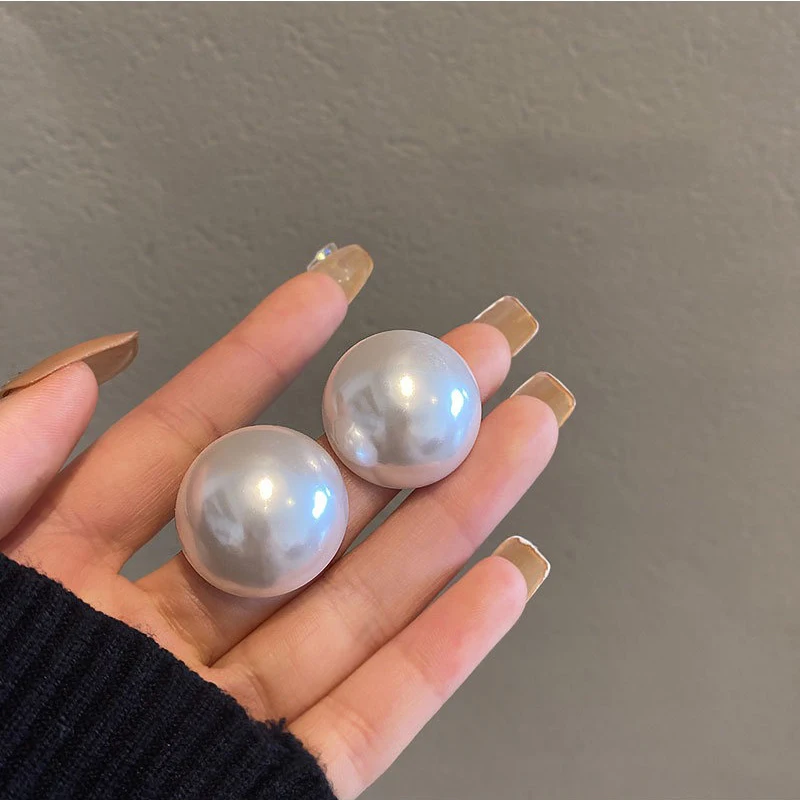25MM Big Simulated Pearl Stud Earrings For Women White Color Simple Half Round Imitation Pearl Earrings For Women Gift