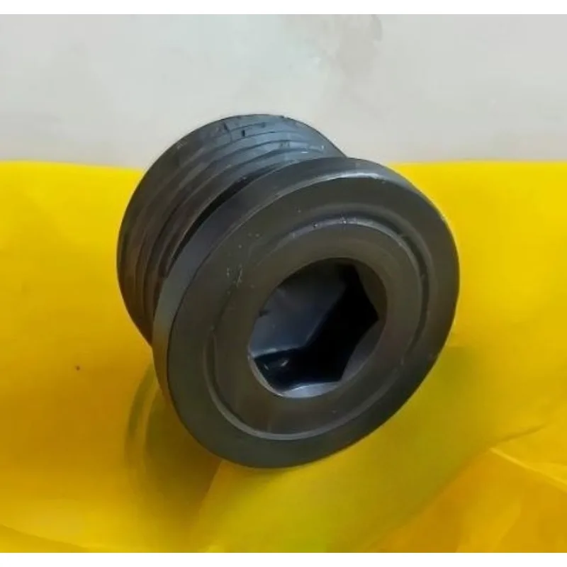 51M7045 R177801 Genuine Lift Head Shell Top Screw Tractor Parts for John Deere 1204 904