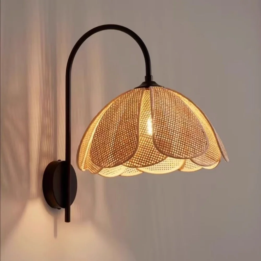 Boho Rattan Wall Light Hard-Wired Wall Lamp Flower Petal Sconces Handmade Wall Sconce Farmhouse Living Room For Bedroom Hallway