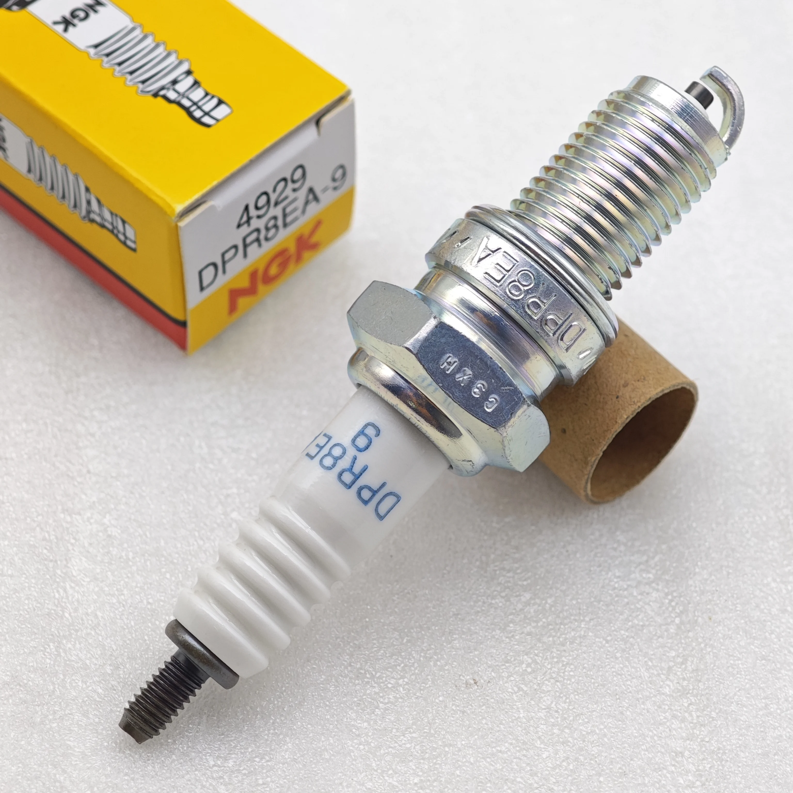 NGK Spark Plug DPR8EA-9 4929 is applicable to Xinyuan 400, 440, six days, stick, king, sand, 750, spring wind beach car