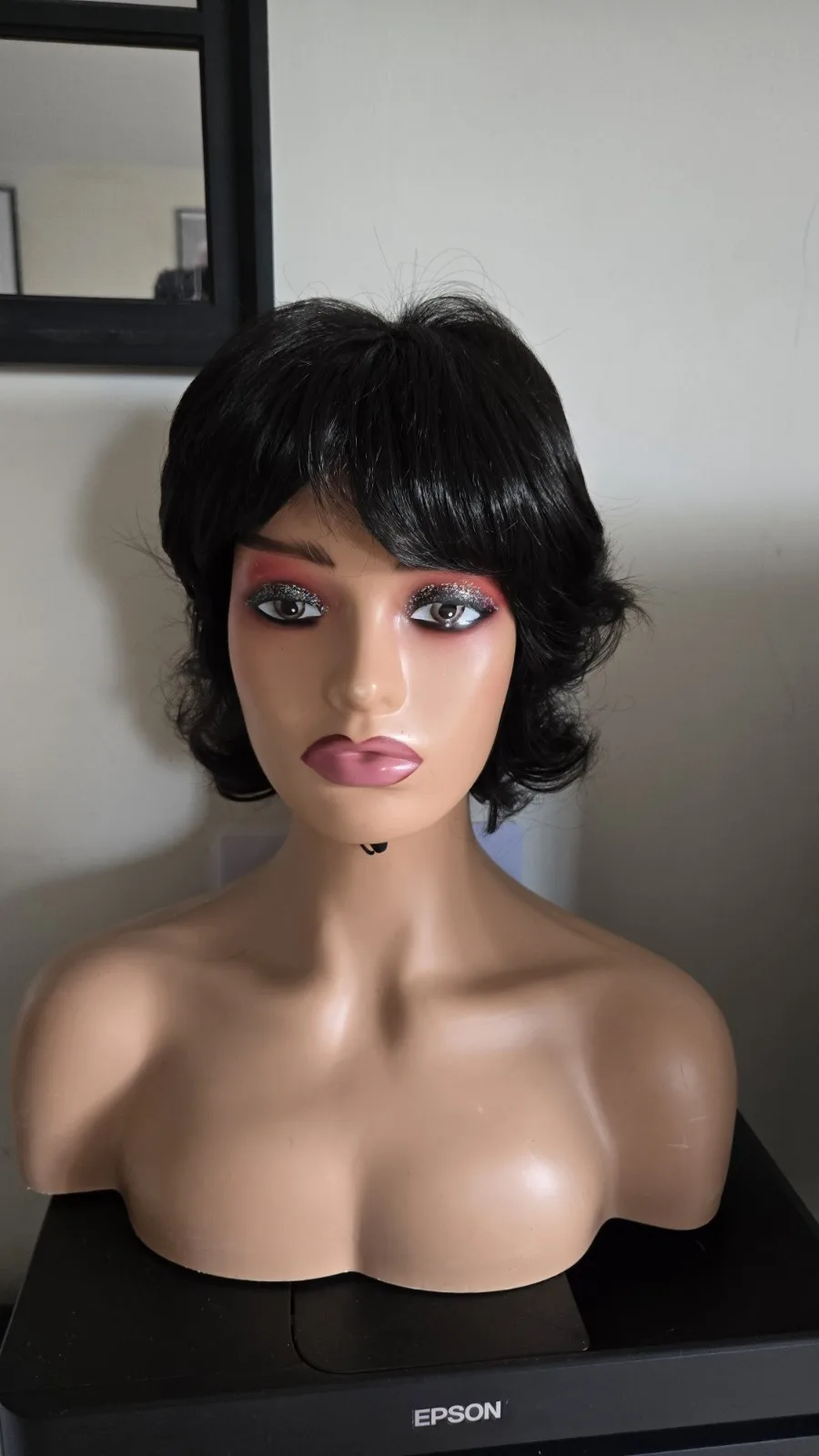 

Black Short Layered synthetic wig / black wavy pixiecut hair wigs with bangs .
