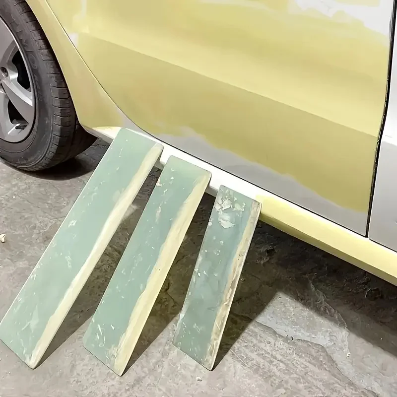 3Pcs Plastic Car Putty Spreaders Auto Body Scraper Filler Applicator Repair Paint Putty Stick Fiberglass Resin Tool