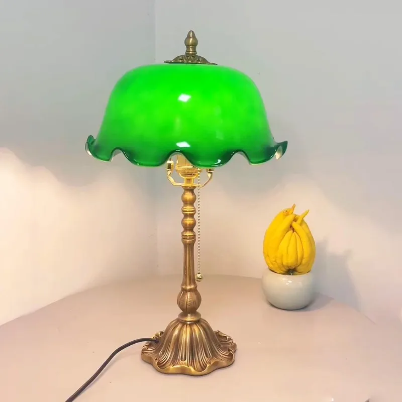 

Luxury Retro Green Glass Table Lamp Living Room Study Bedroom Bedside Restaurant Hotel All Copper High-end Atmosphere Desk Light