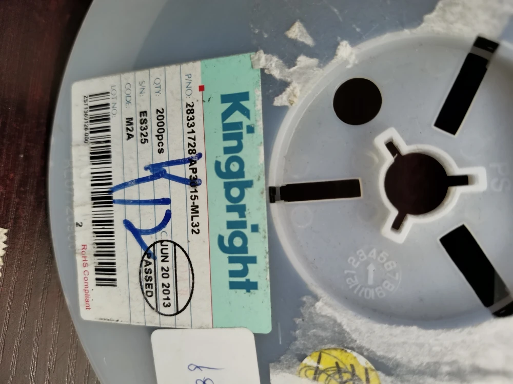 

50 шт./AP3015-ML32 1206 вогнутое зеркало синий светодиодный индикатор