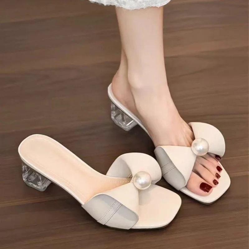 Sandali con tacco alto sexy stile francese 2026, nuovi con punta quadrata, stile cinese, con perle, da donna, estivi, con tacco spesso