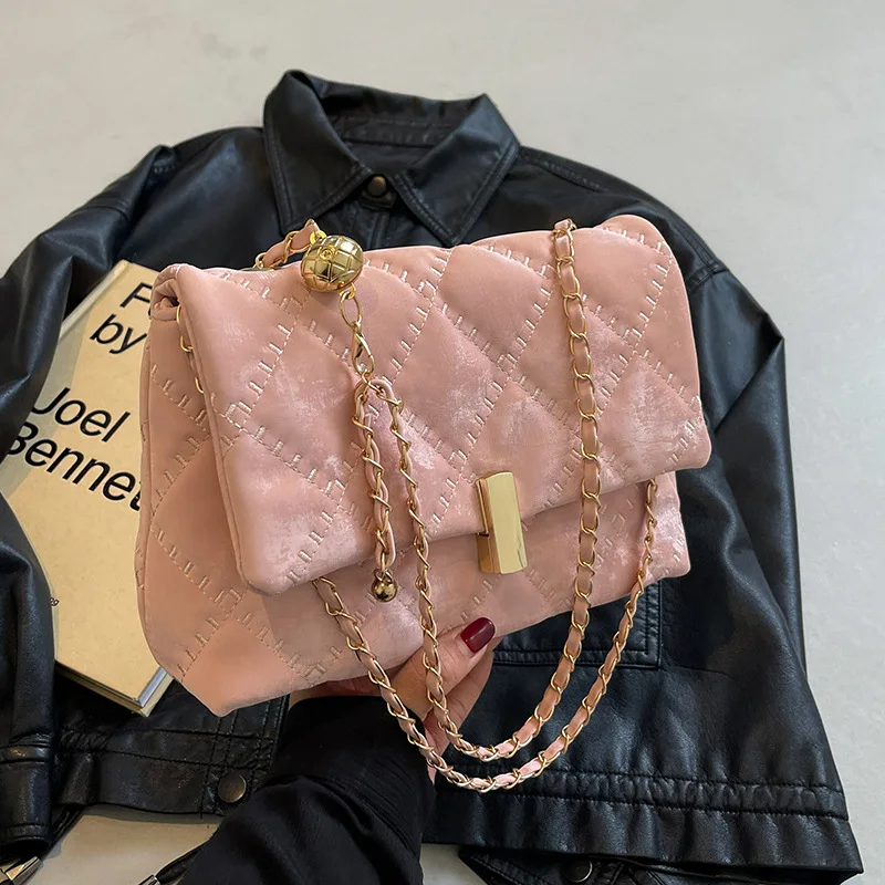 Yeni Çanta Kadın Moda Sonbahar Ve Kış Tek askılı çanta Yumuşak Deri Zincir Çanta Vintage Tek Crossbody Çanta Kadın Debriyaj