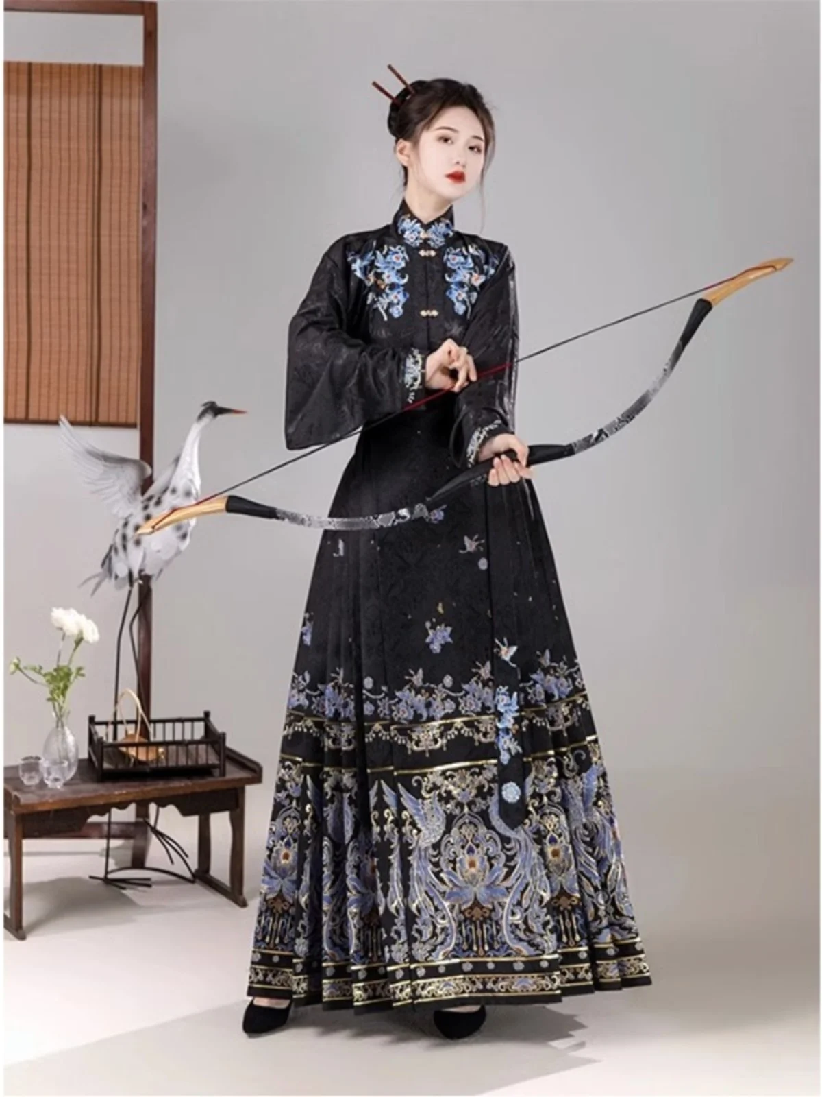 

Black White Hanfu Chinese Style Traditional Autumn-Winter Ming Dynasty With Square Collar Horse-Face Skirt For Girls Dress