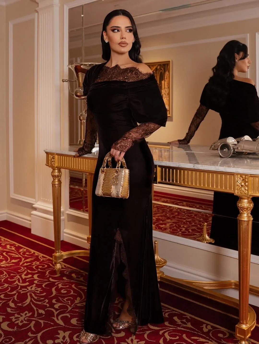 Customized A-line Evening Dresses Floor-length Off The Shoulder Full Sleeve Prom Gown Fashion Lace Simple Draped Party Gown