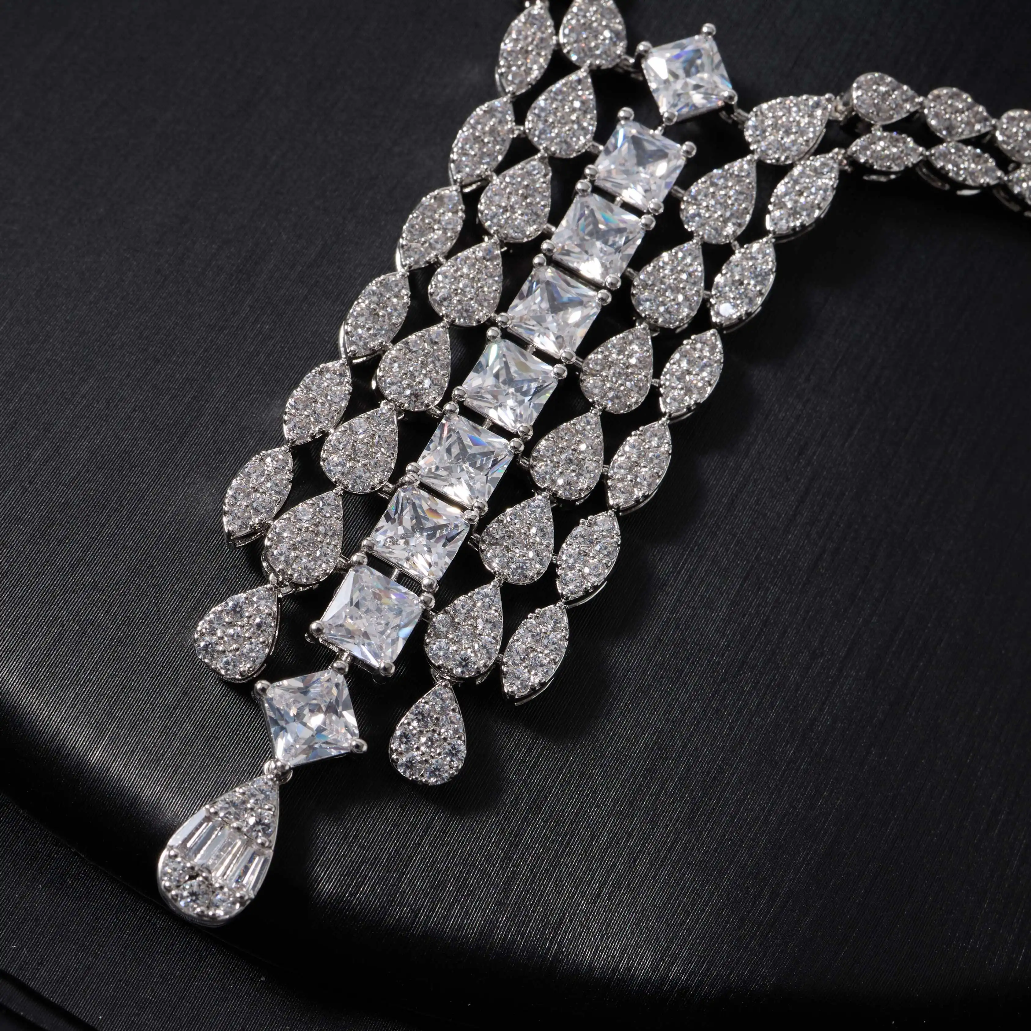 00175 4Pcs Bridal Jewelry Set Cubic Zirconia Tassel Necklace Dangle Earrings Ring Bracelet Luxury Women Wedding Banquet Statemen