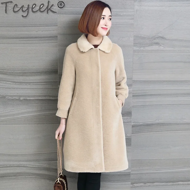 Tcyeek 100% Wool Jacket Fashion Sheep Shearling Coat Winter Jackets for Women Mid-length Women\'s Fur Coat Warm Mink Fur Collar