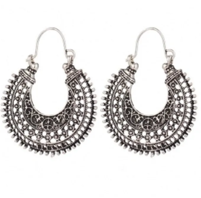 2026 Retro Bohemia Beach Hollow Pattern Semicircle Earring For Woman Man Retro Moon Ethnic Earring Jewelry Brincos Wholesale