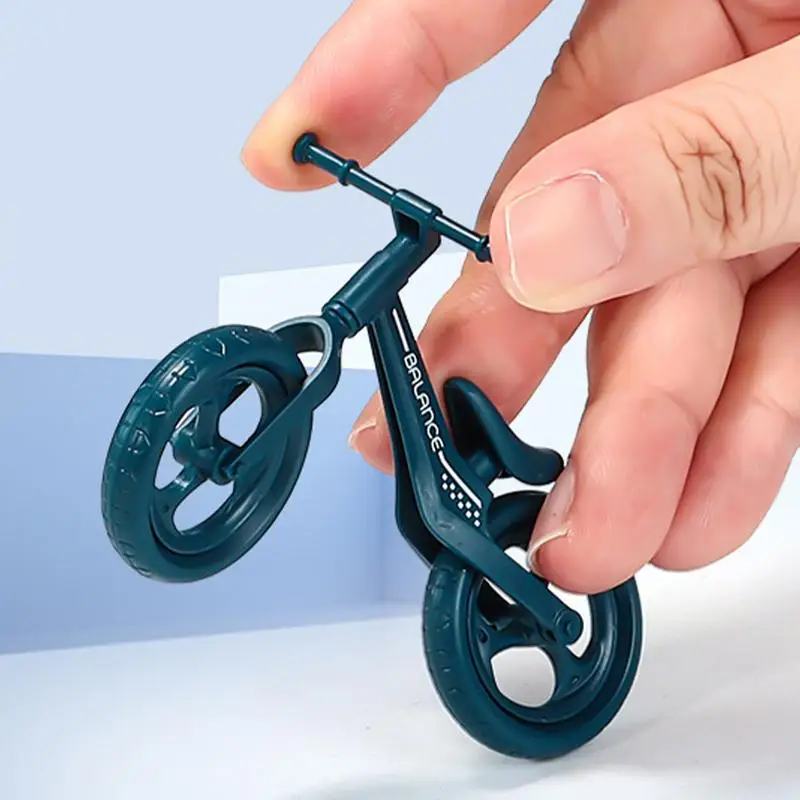 Finger Cycling Toy Small Mountain Cycling Figure Finger Playing Toy Desktop Decoration Boys Collections for Players of All Ages