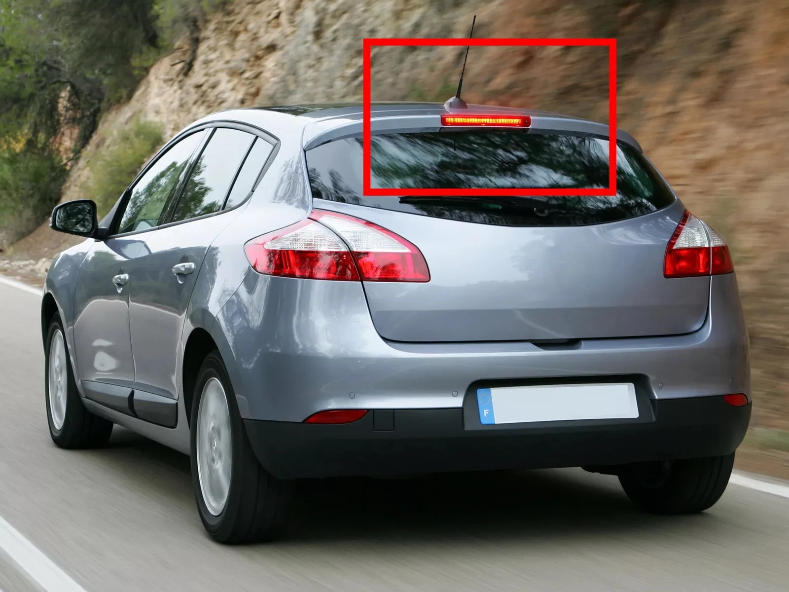 سيارة LED الخلفية عالية المستوى 3rd الفرامل وقف الضوء لرينو ميجان MK III عالية الجودة سيارة إكسسوارات مضيئة الأحمر 2008-2016