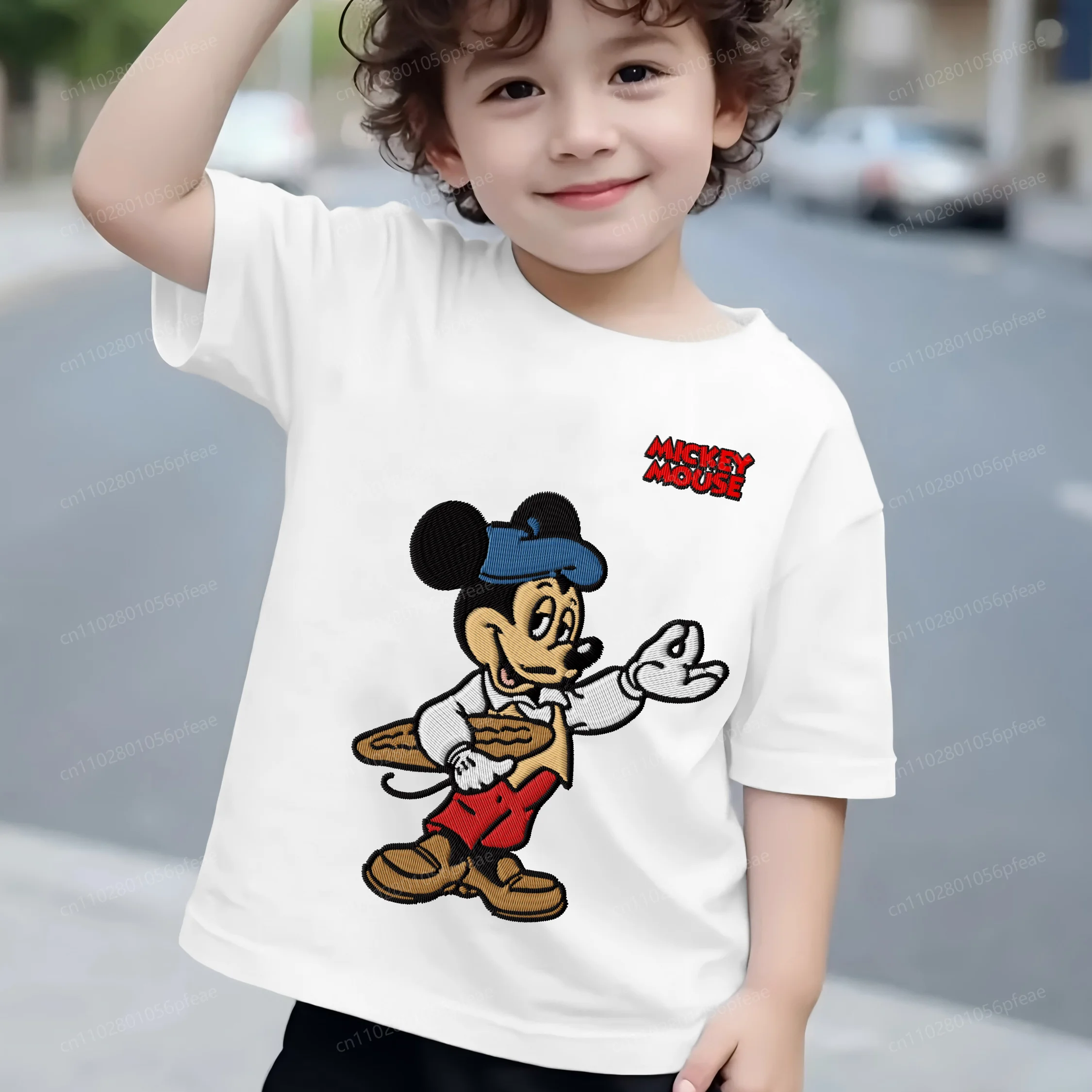 

Футболки для мальчиков с вышивкой Микки и 3D принтом Disney 2025, детская одежда, детская одежда, летняя футболка с круглым вырезом для мальчиков, топ