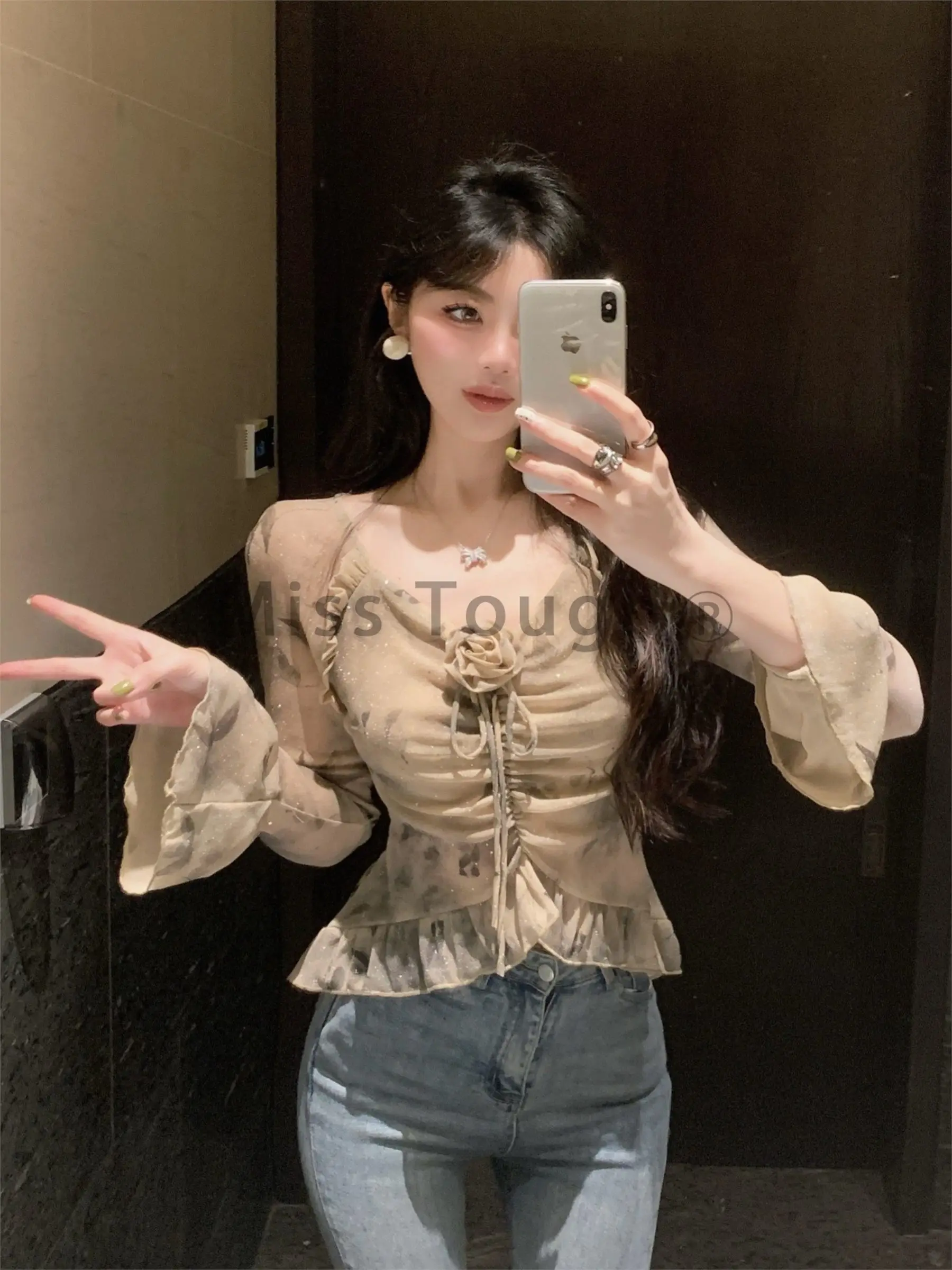 Autumn Korean Fashion Vintage Y2k Blouses Women Elegant Casual Flower Design Tops Female Chic V Neck Long Sleeve Retro Tops 2024